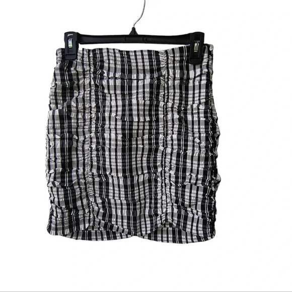 Zara Black and White Plaid Academia Preppy Schoolgirl Ruched Mini Skirt, S - Picture 1 of 6